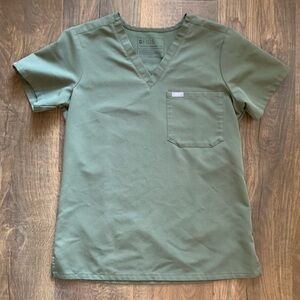 Figs - Green Casma Scrub Top